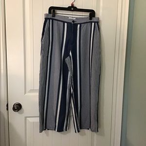 ⭐️Sold⭐️Yoga Jeans Wide Leg Crop Pant White&Blue